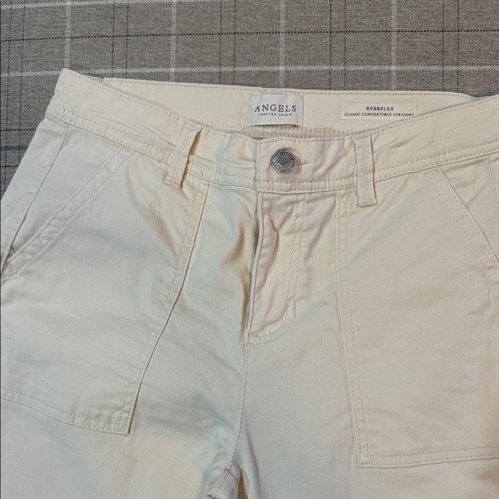 Off-White Casual Trousers